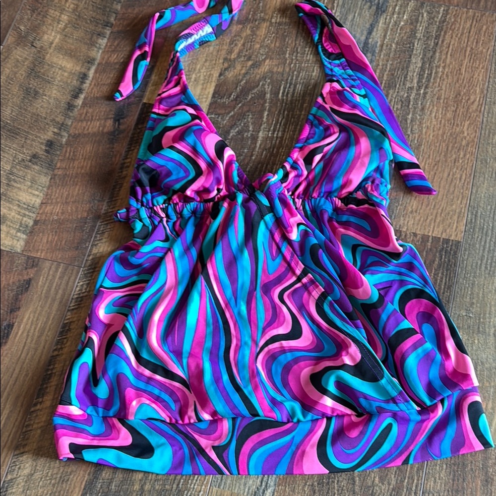 VENUS Halter Tie Front Tank Top in Blue and Pink